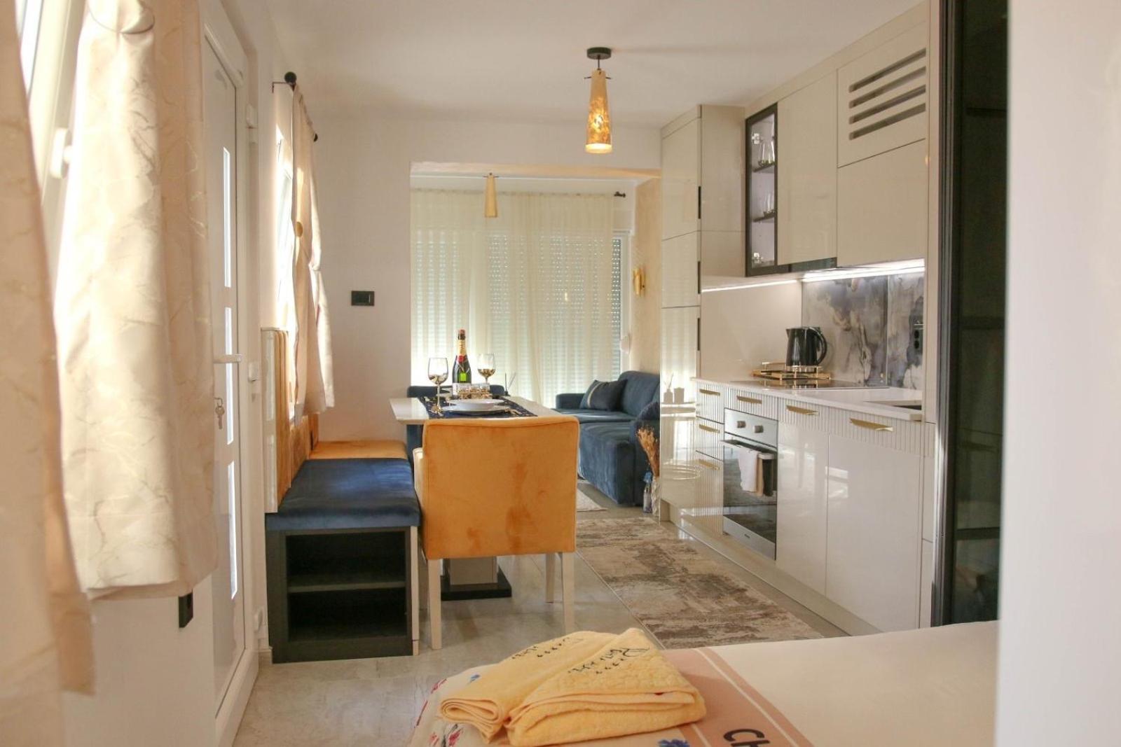 Porta Aurea Nasice Apartment Luaran gambar